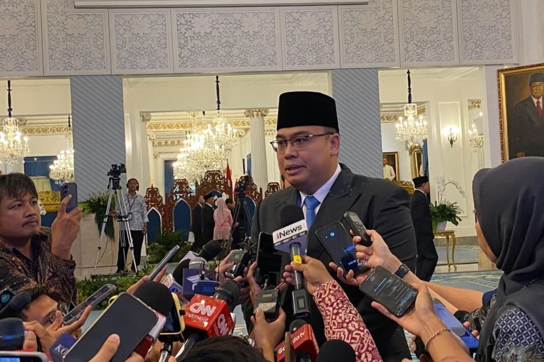 Jejak Karier Angga Raka Prabowo: Menjabat Tiga Posisi Sekaligus dan Tantangannya