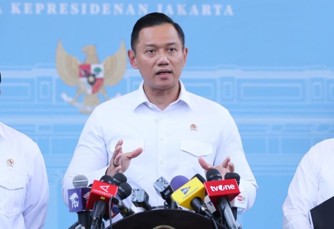AHY laporkan progres Giant Sea Wall kepada Presiden Prabowo Subianto di Istana Negara
