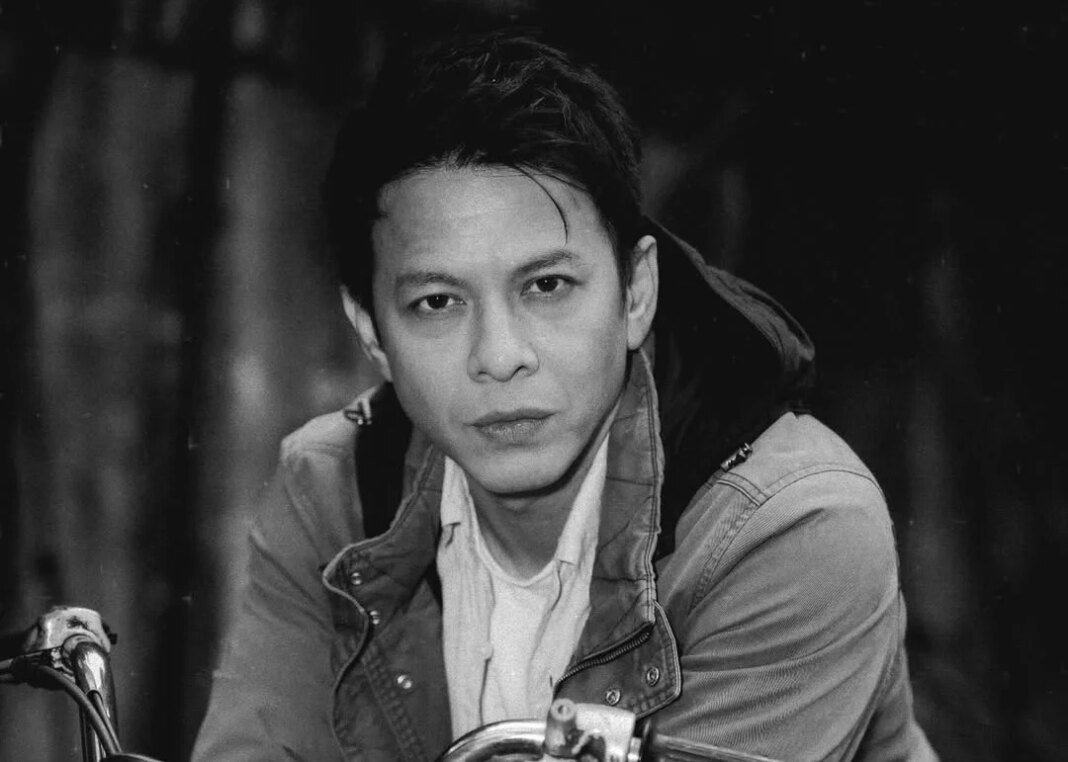 Perankan Dilan: Selami Jejak Karier Film Ariel Noah Sebelumnya